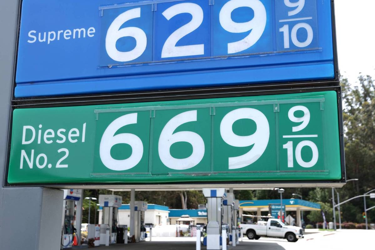 The Diesel Cost Crunch: Why Owner-Operators Need Fuel-Saving Strategies Now